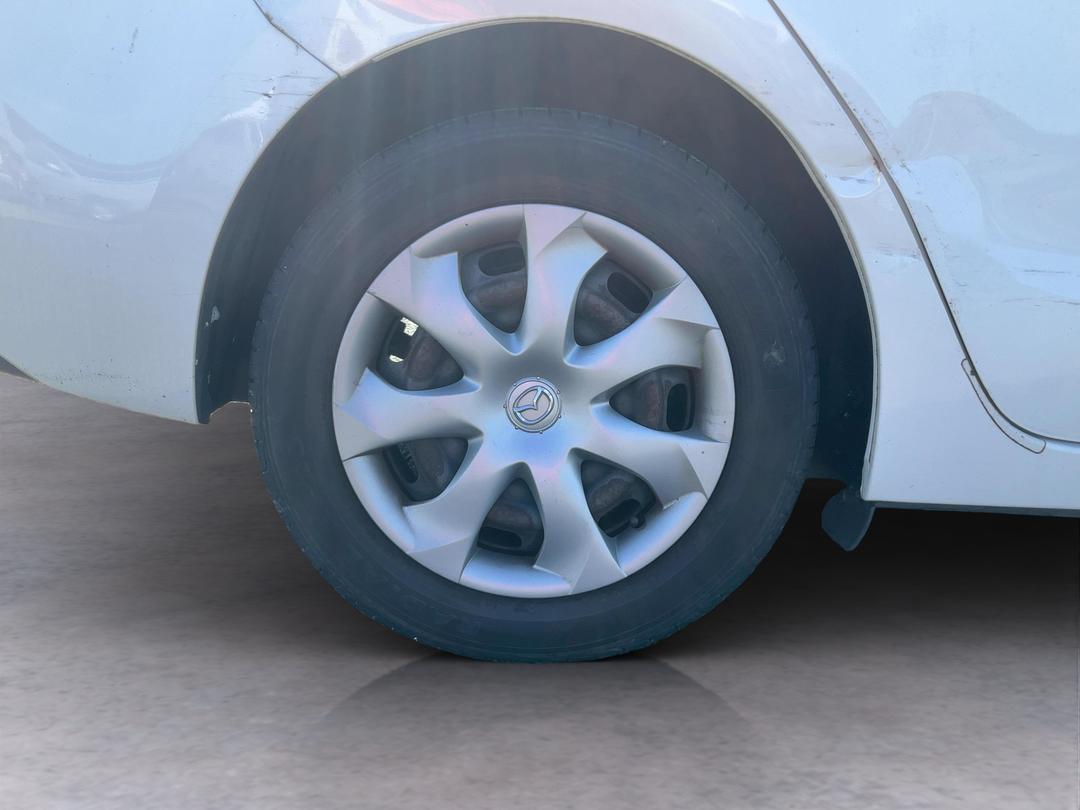 Photo '10' of Mazda Axela Photo '10' of Mazda Axela