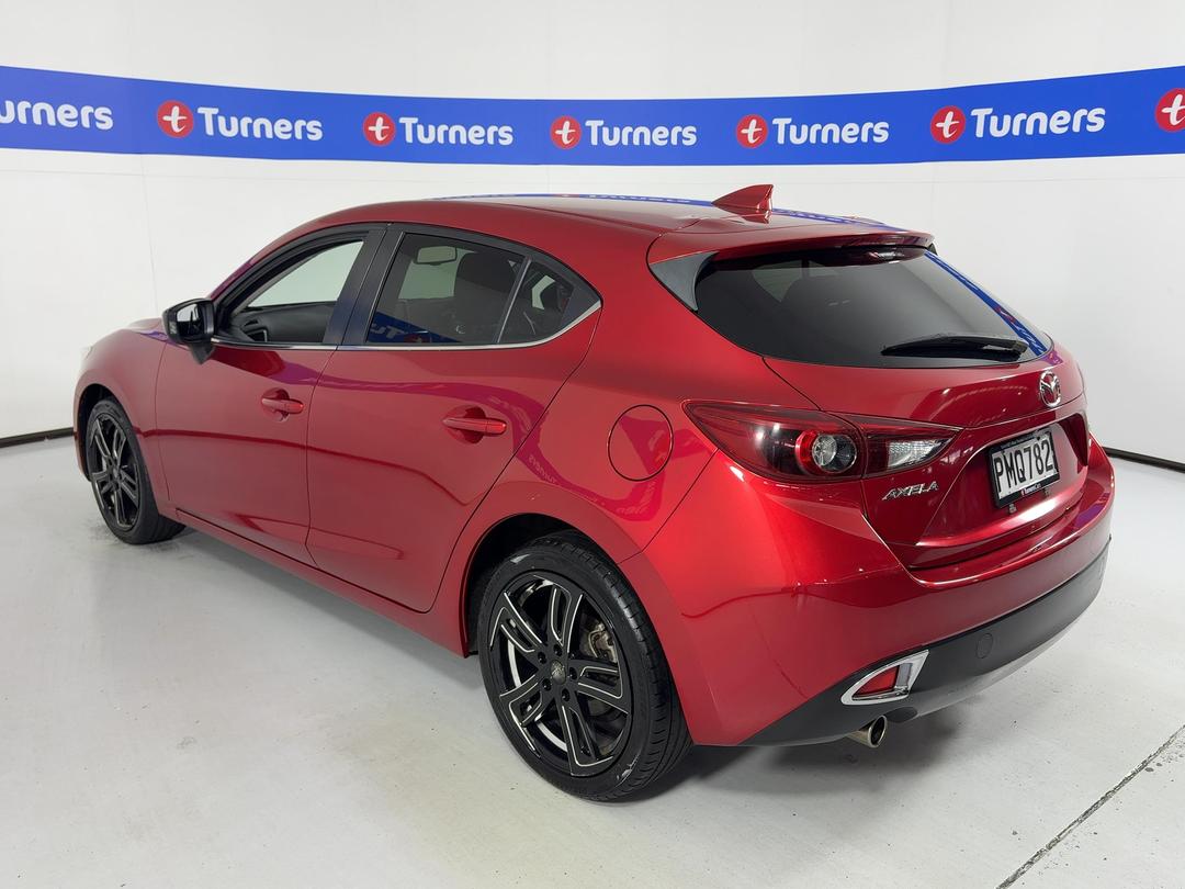 Photo '5' of Mazda Axela