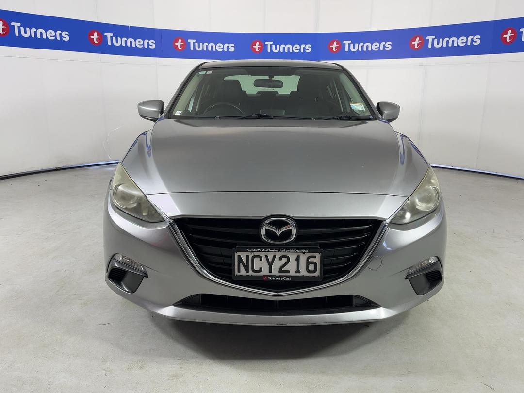 Photo '2' of Mazda Axela
