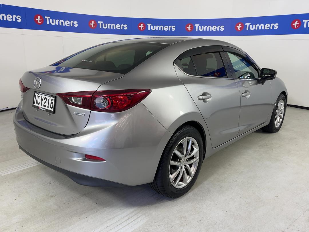 Photo '7' of Mazda Axela