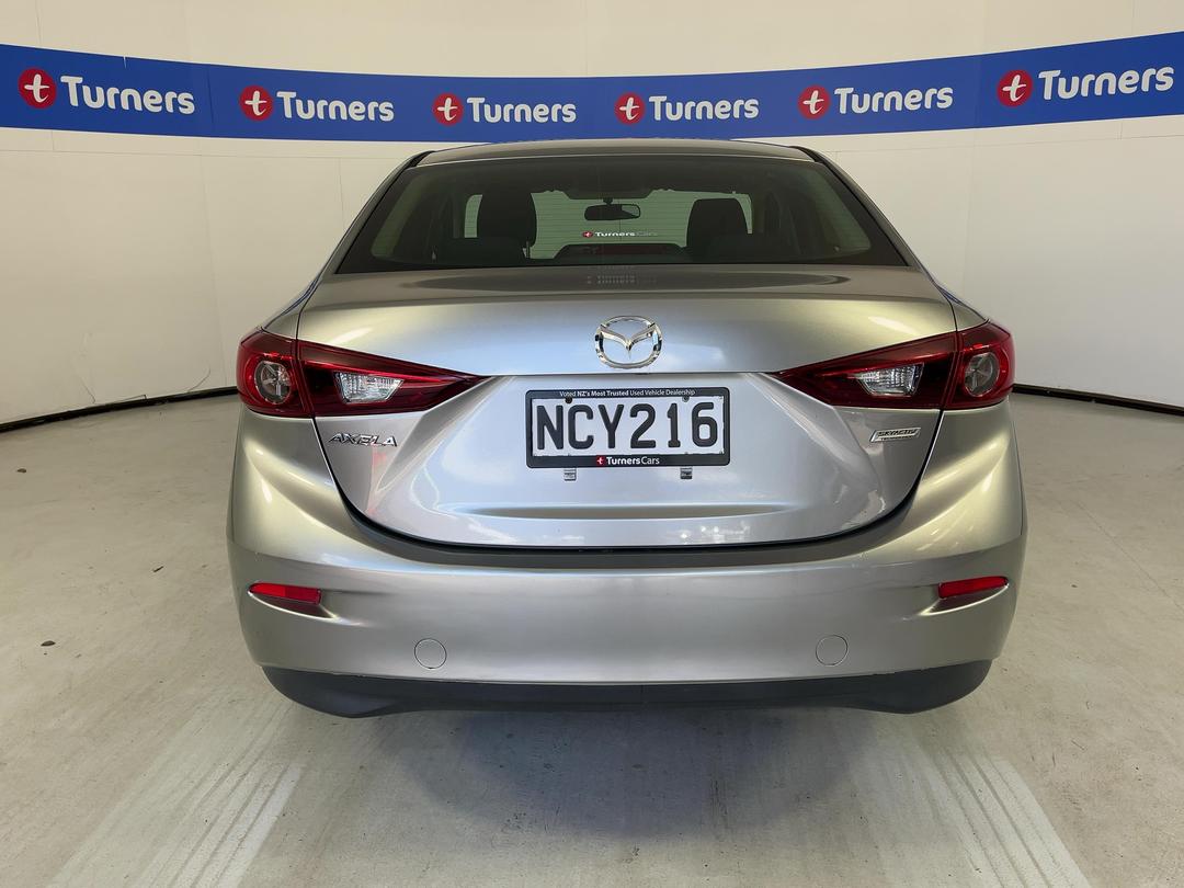Photo '6' of Mazda Axela
