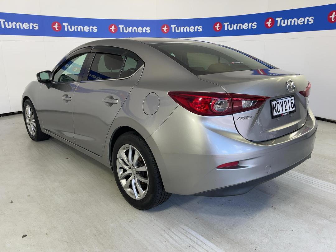 Photo '5' of Mazda Axela