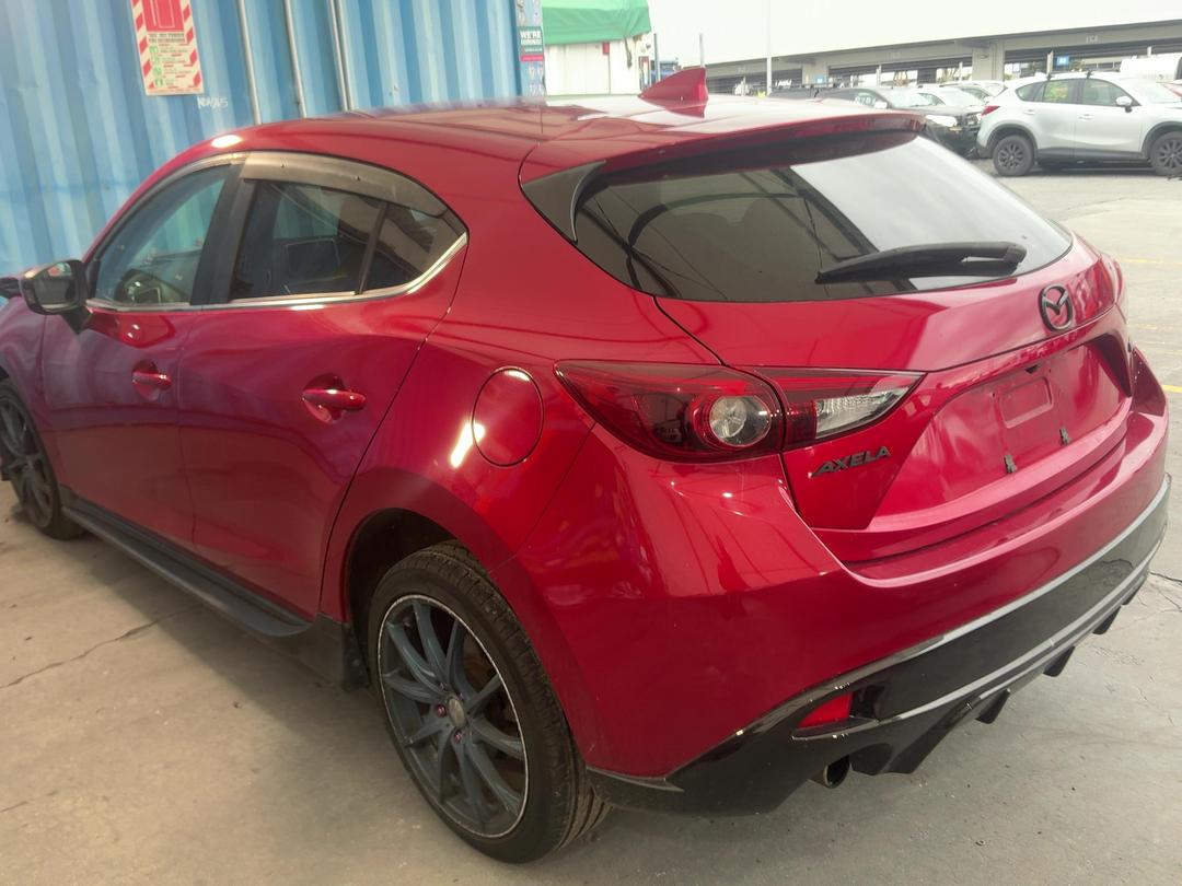Photo '4' of Mazda Axela Photo '4' of Mazda Axela