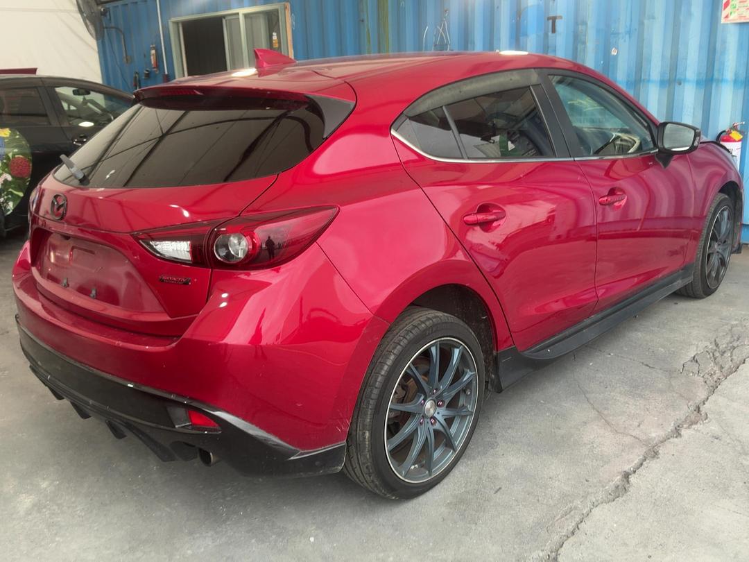 Photo '6' of Mazda Axela Photo '6' of Mazda Axela