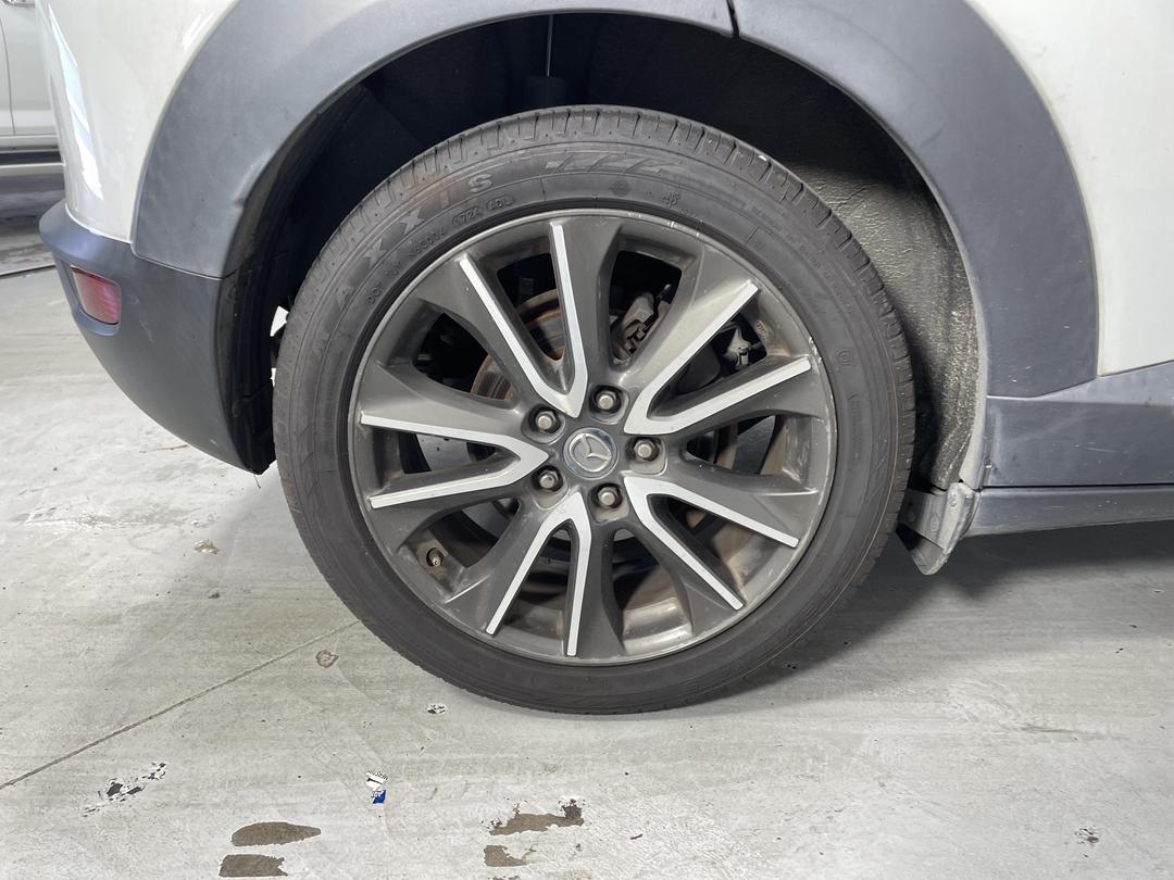 Photo '12' of Mazda CX-3