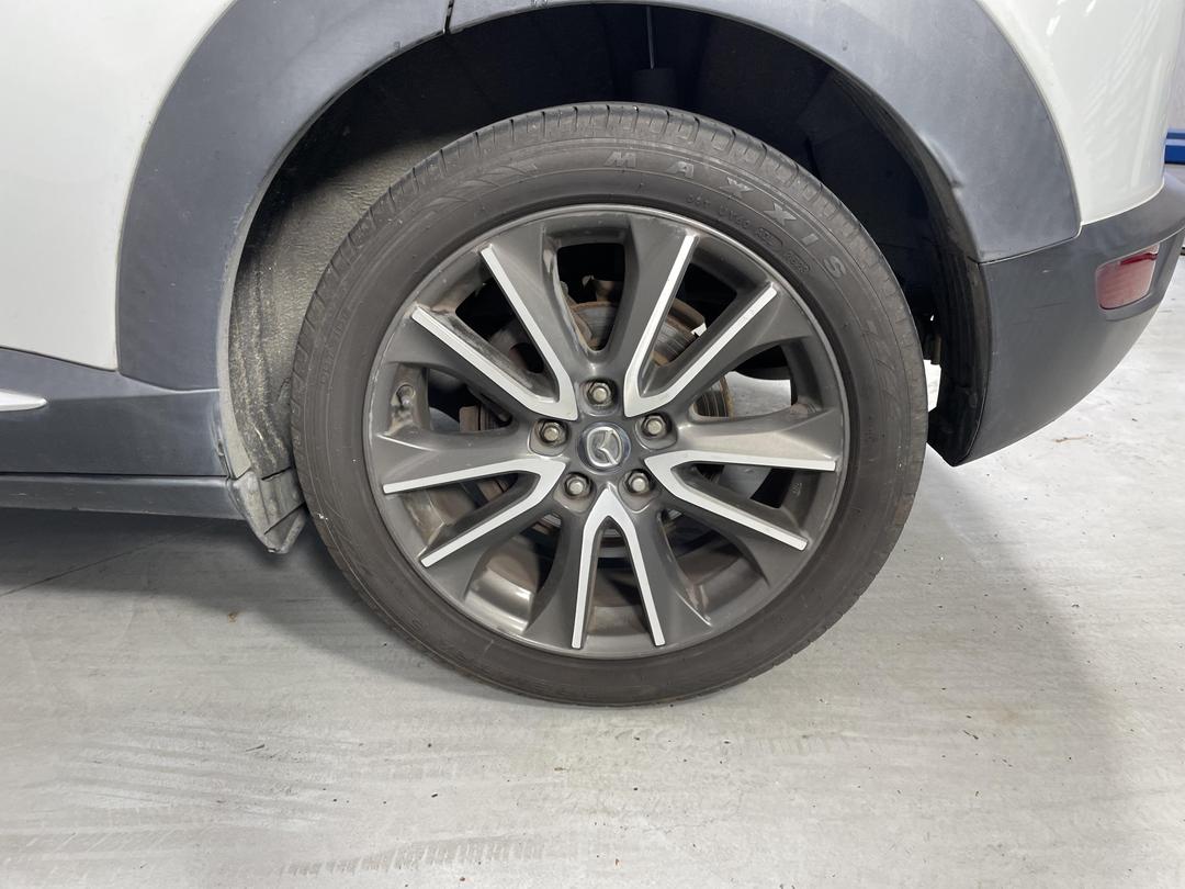 Photo '11' of Mazda CX-3