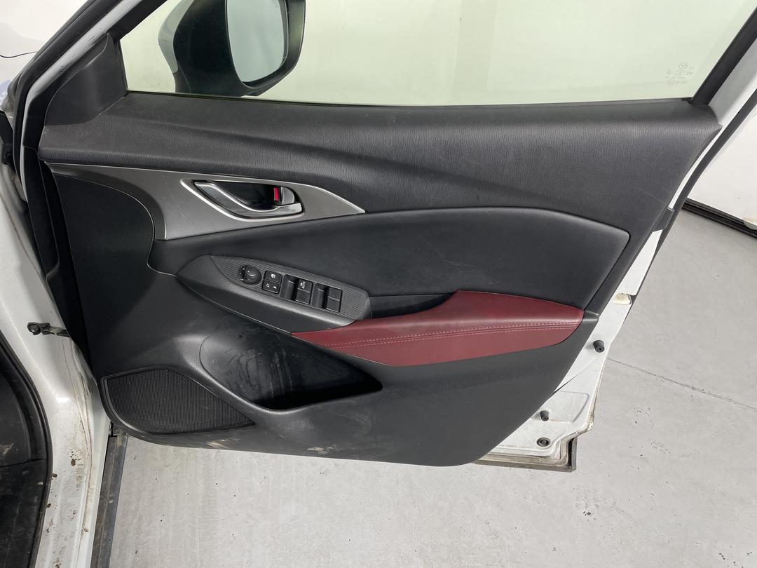 Photo '15' of Mazda CX-3