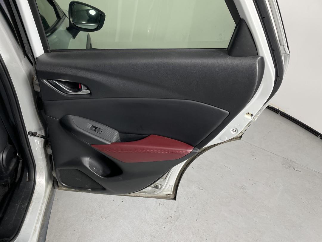 Photo '19' of Mazda CX-3