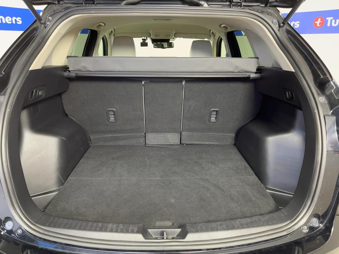 Photo '14' of Mazda CX-5