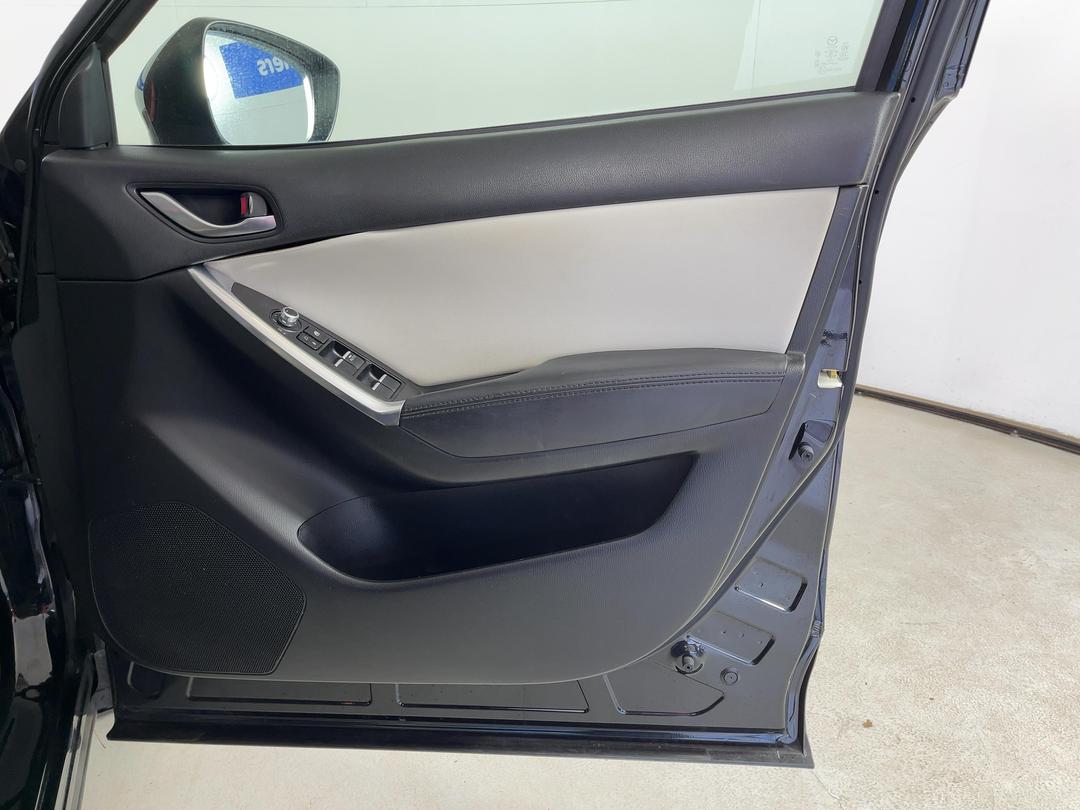 Photo '15' of Mazda CX-5