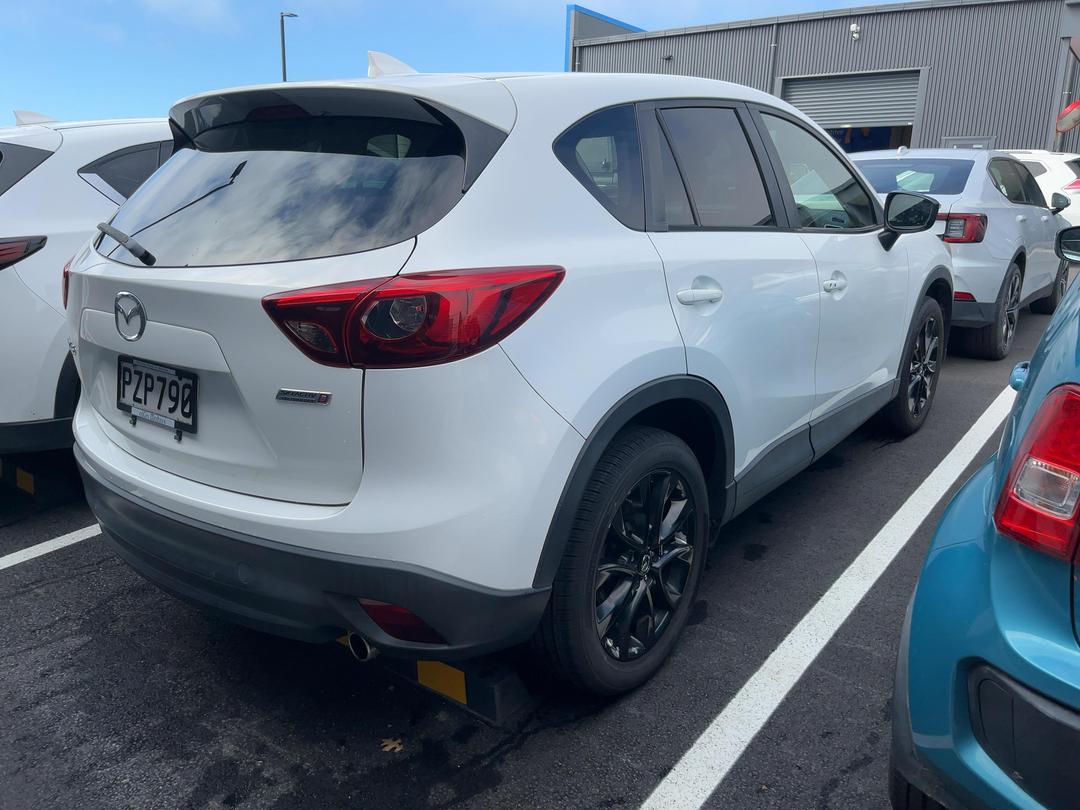 Photo '4' of Mazda CX-5
