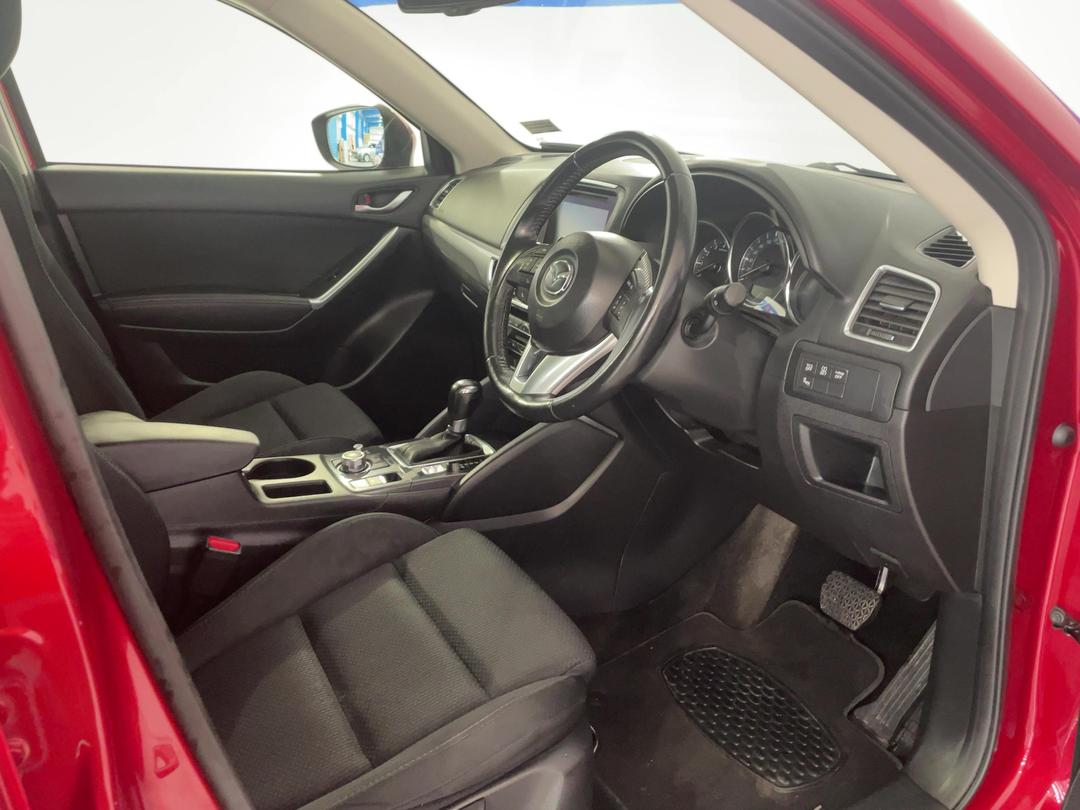 Photo '16' of Mazda CX-5