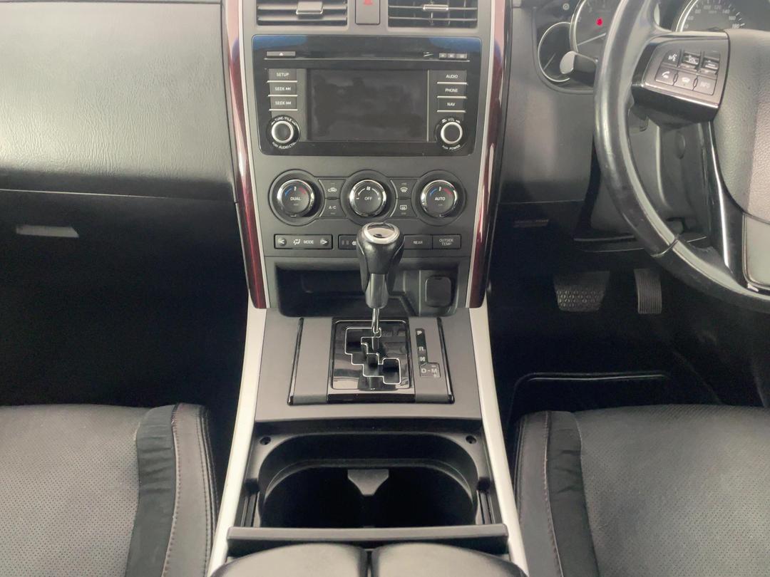 Photo '18' of Mazda CX-9