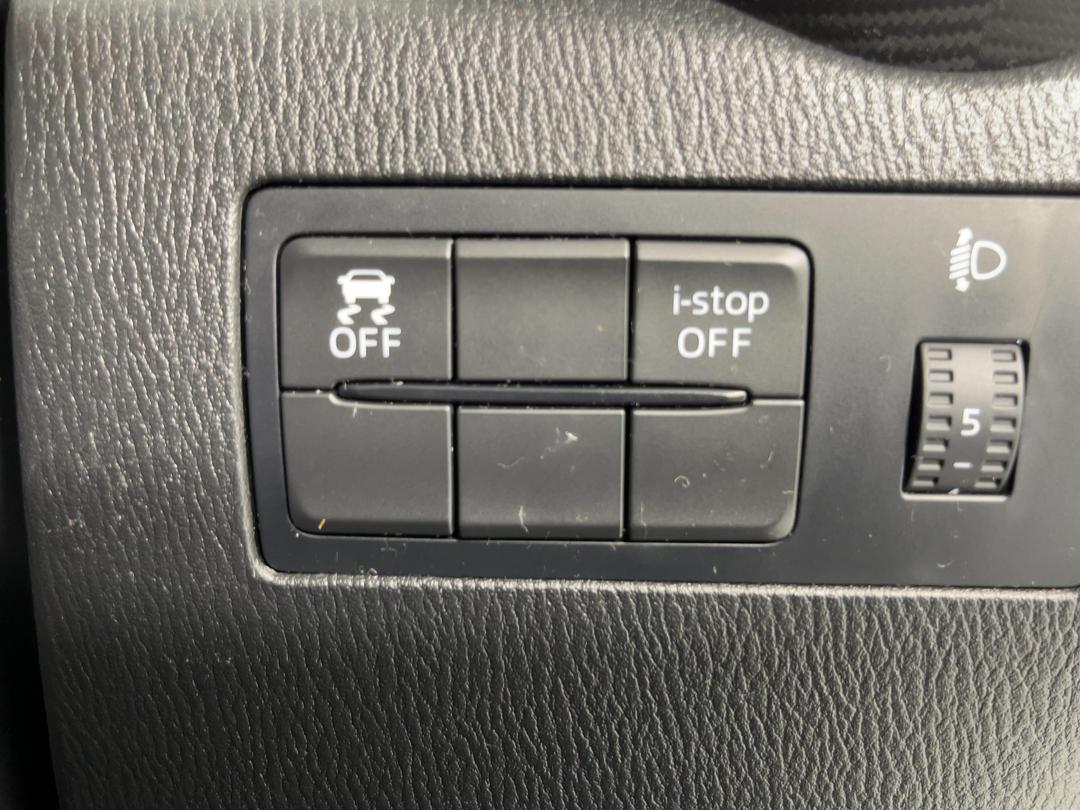 Photo '25' of Mazda Demio