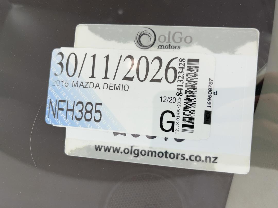 Photo '30' of Mazda Demio