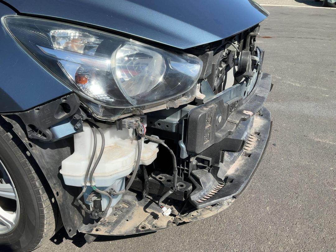 Photo '16' of Mazda Demio