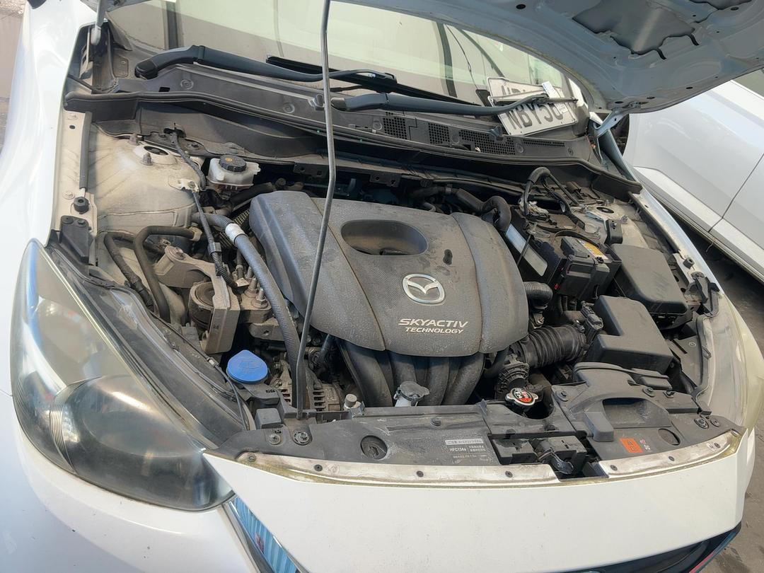 Photo '17' of Mazda Demio Photo '17' of Mazda Demio