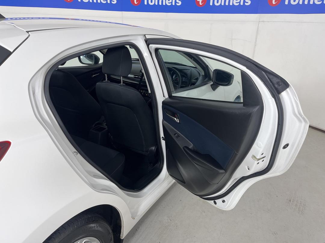 Photo '19' of Mazda Mazda2