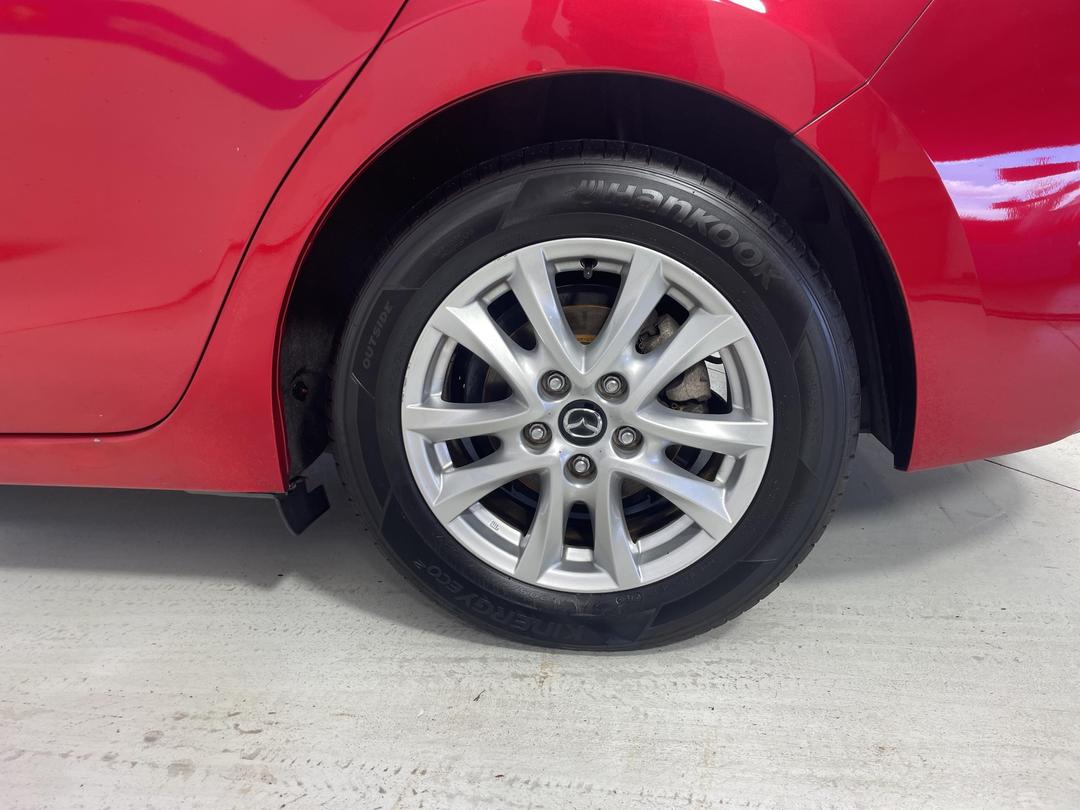 Photo '11' of Mazda Mazda3