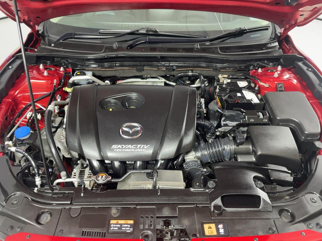 Photo '13' of Mazda Mazda3