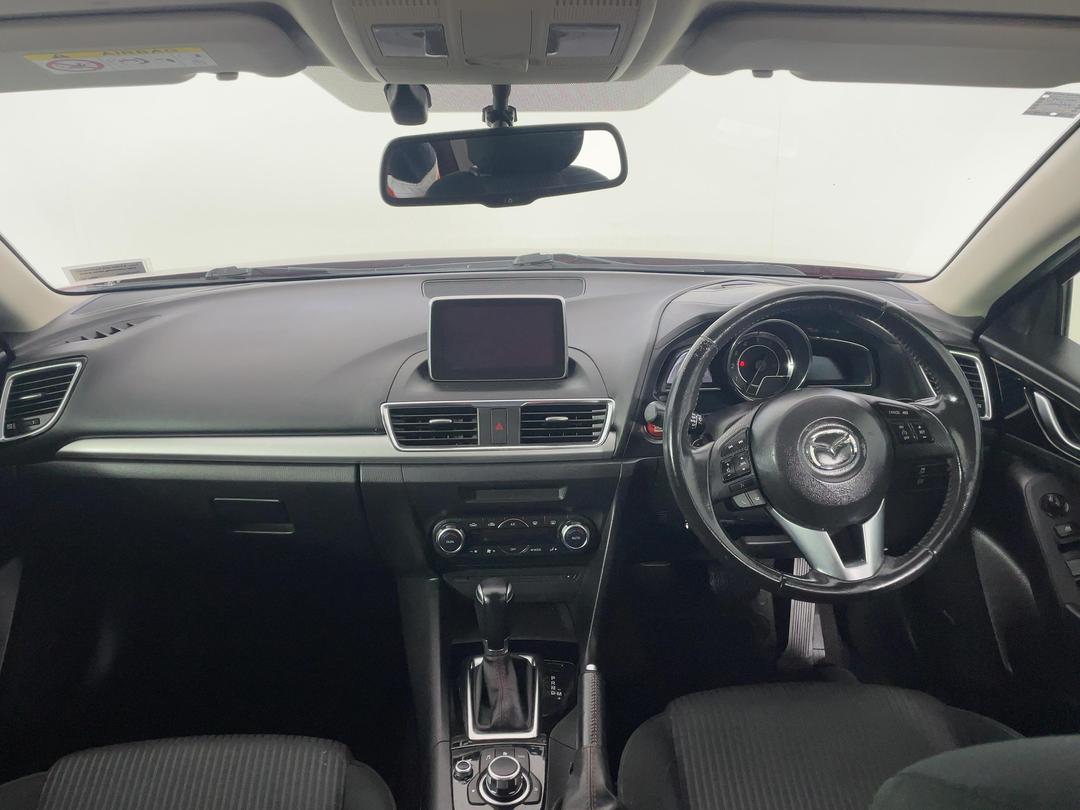 Photo '17' of Mazda Mazda3