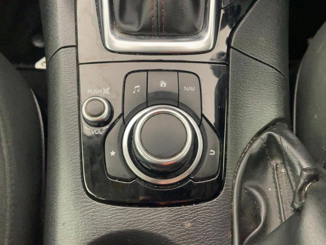Photo '23' of Mazda Mazda3