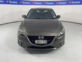 Photo '2' of Mazda Mazda3