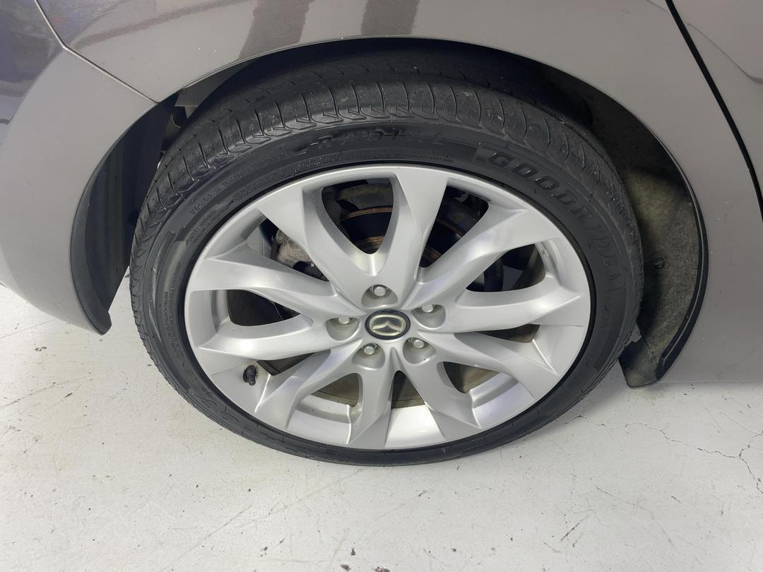 Photo '12' of Mazda Mazda3