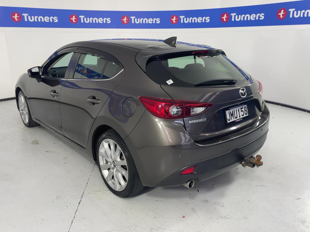 Photo '5' of Mazda Mazda3