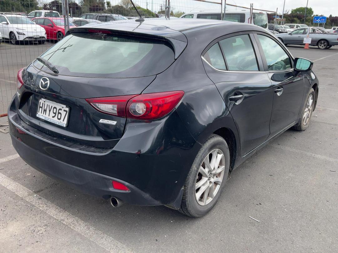Photo '4' of Mazda Mazda3 GLX Photo '4' of Mazda Mazda3 GLX