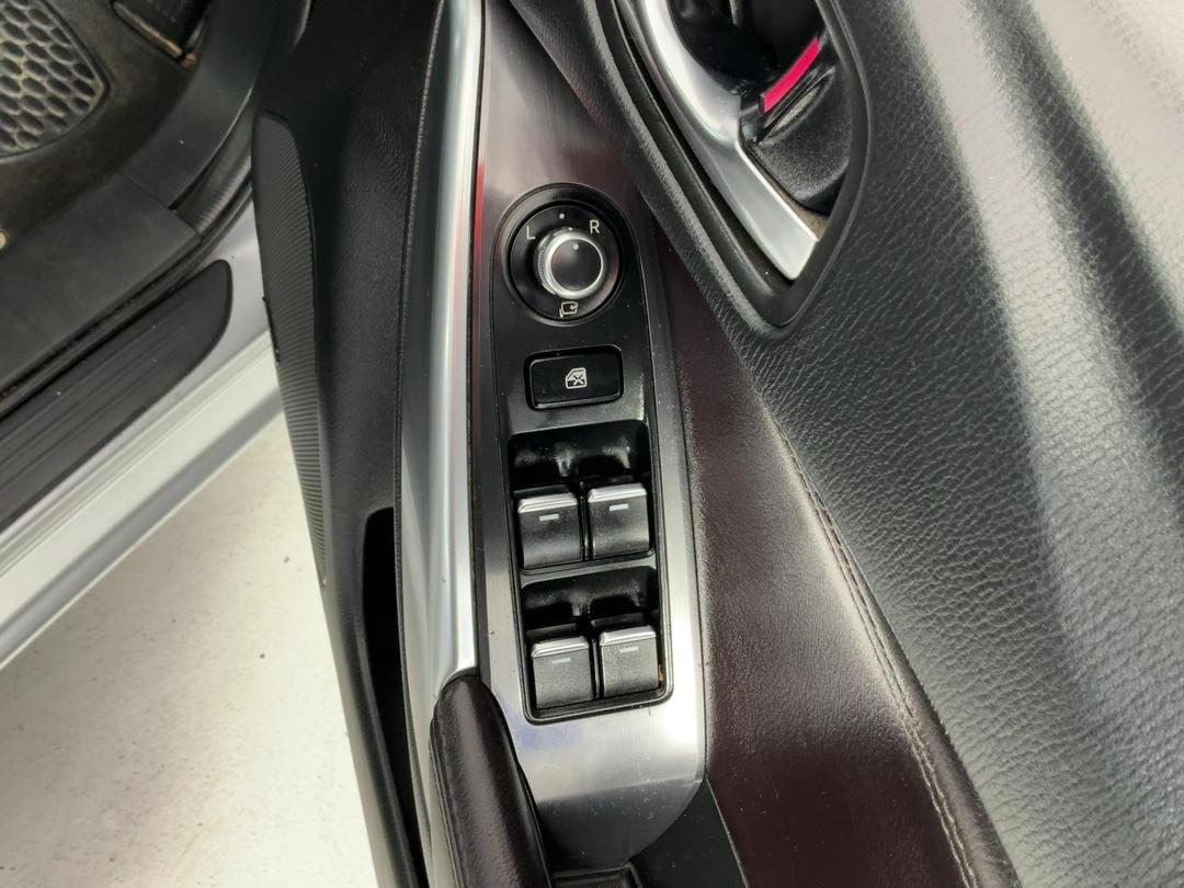 Photo '23' of Mazda Mazda6