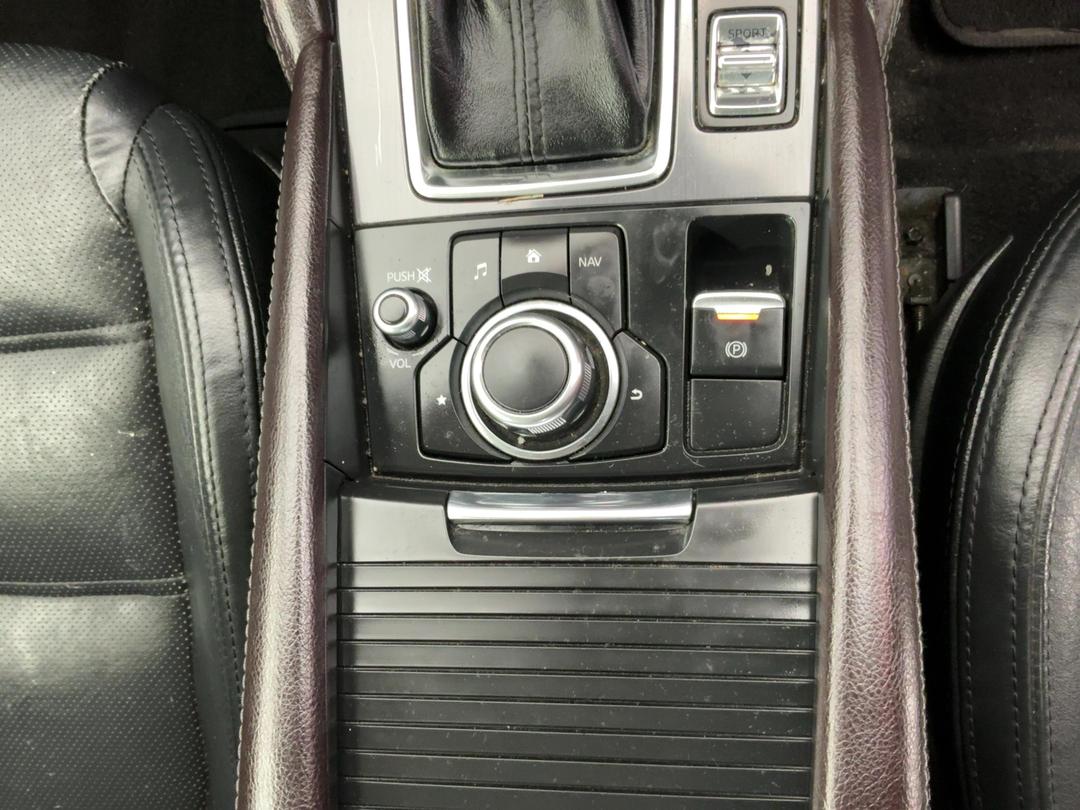 Photo '26' of Mazda Mazda6