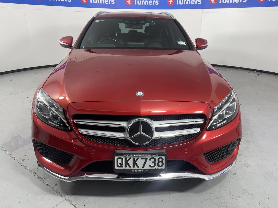 Photo '2' of Mercedes-Benz C-Class