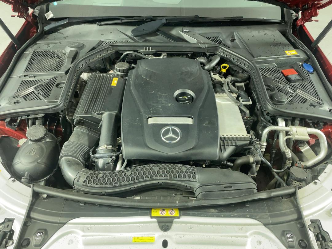 Photo '13' of Mercedes-Benz C-Class