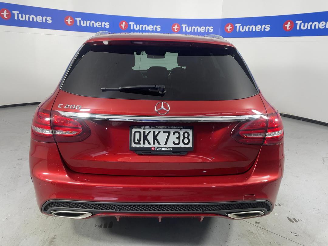 Photo '6' of Mercedes-Benz C-Class
