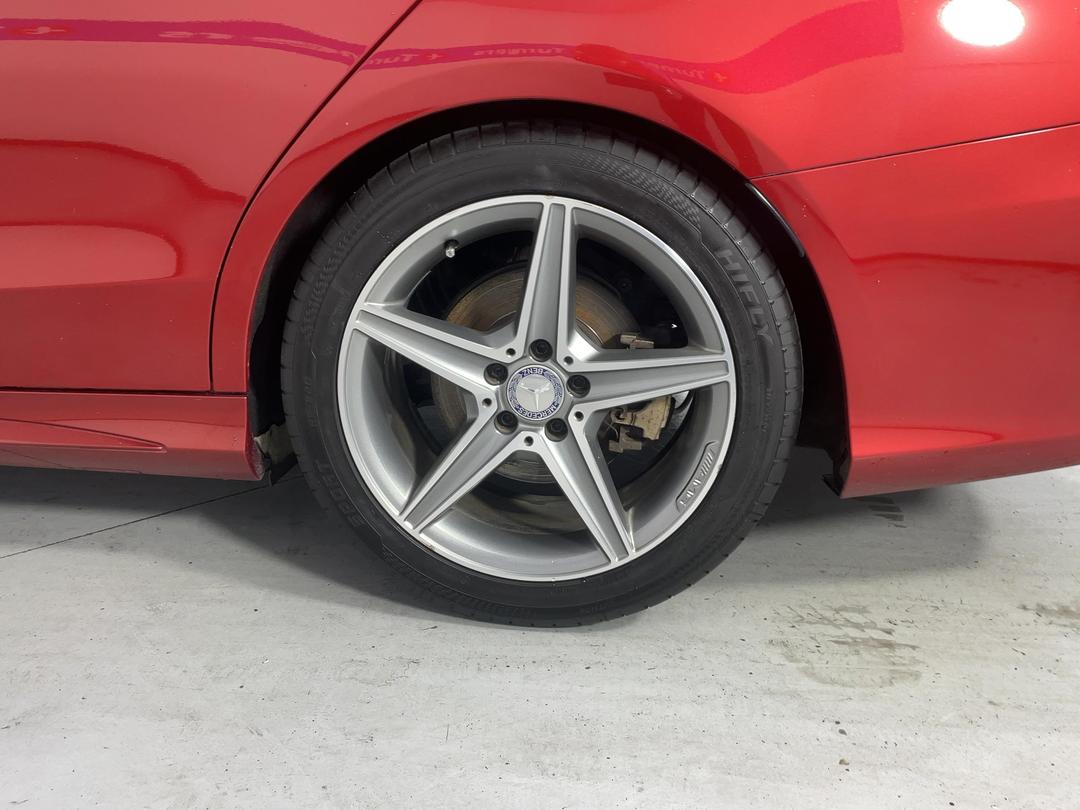 Photo '11' of Mercedes-Benz C-Class