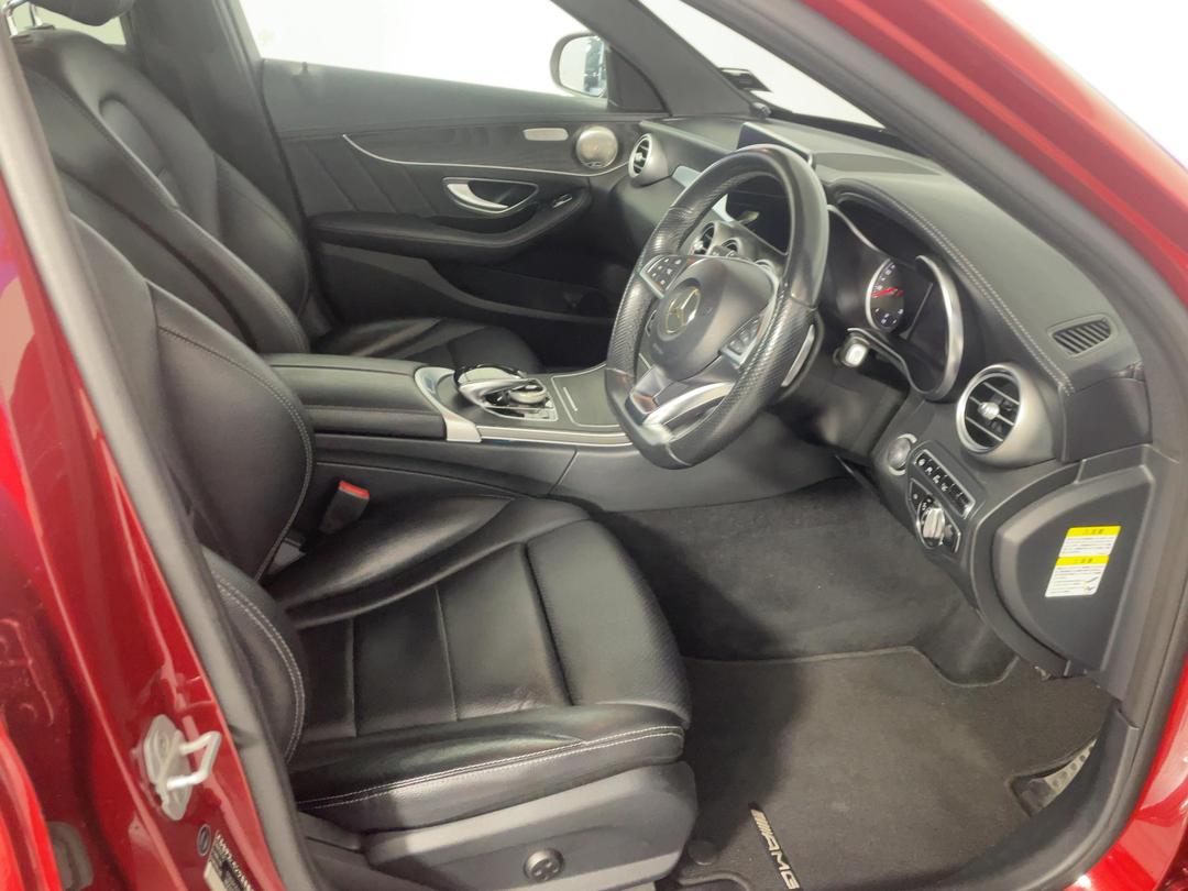 Photo '16' of Mercedes-Benz C-Class