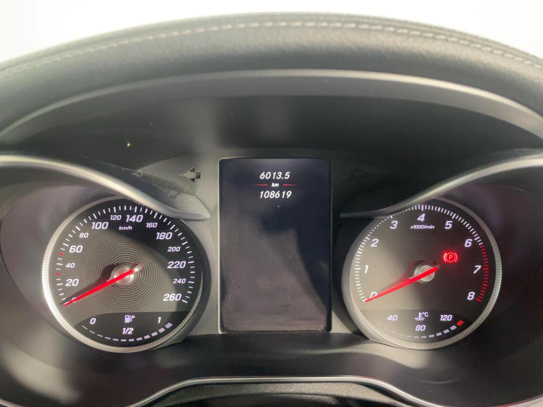 Photo '21' of Mercedes-Benz C-Class