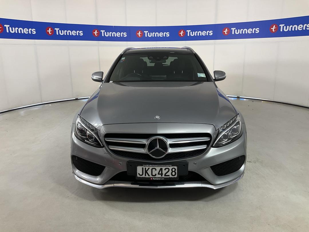 Photo '2' of Mercedes-Benz C-Class