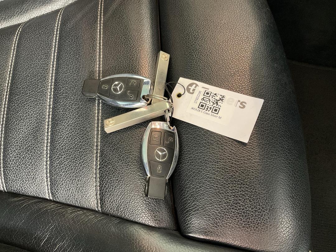 Photo '22' of Mercedes-Benz C-Class