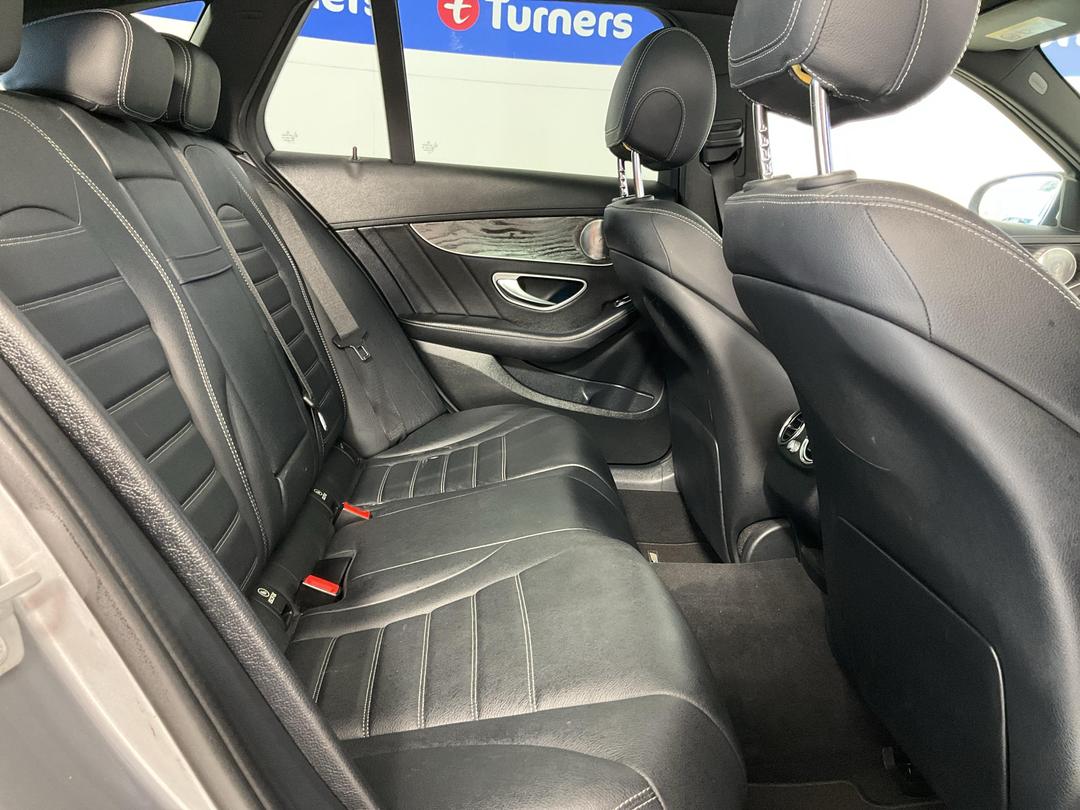 Photo '20' of Mercedes-Benz C-Class