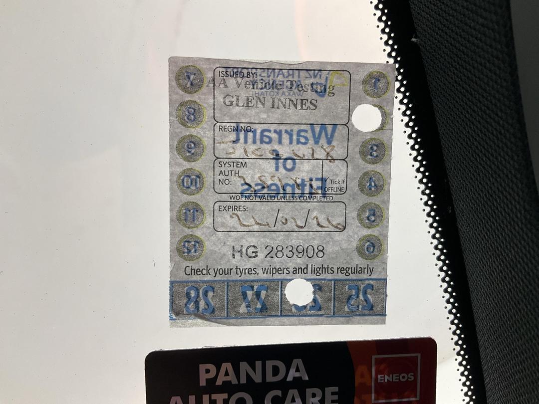 Photo '24' of Mercedes-Benz C-Class