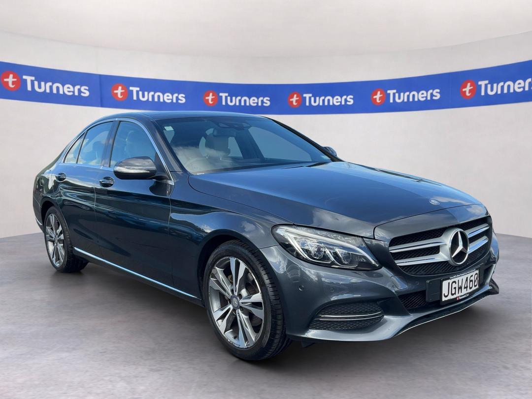 Photo '1' of Mercedes-Benz C-Class