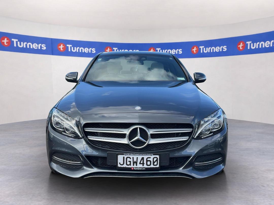Photo '2' of Mercedes-Benz C-Class