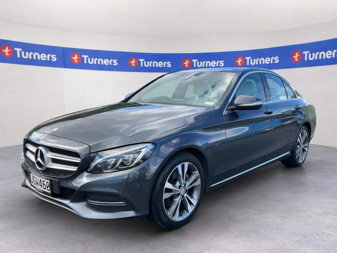 Photo '4' of Mercedes-Benz C-Class