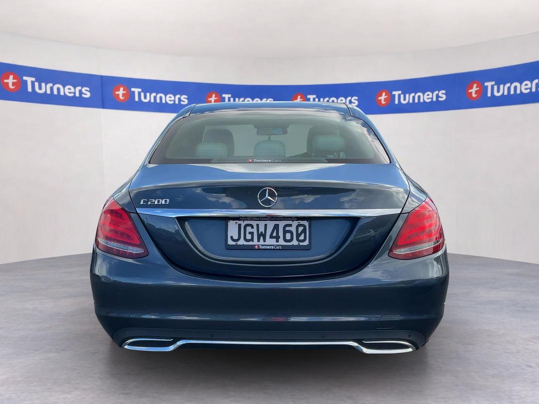 Photo '6' of Mercedes-Benz C-Class