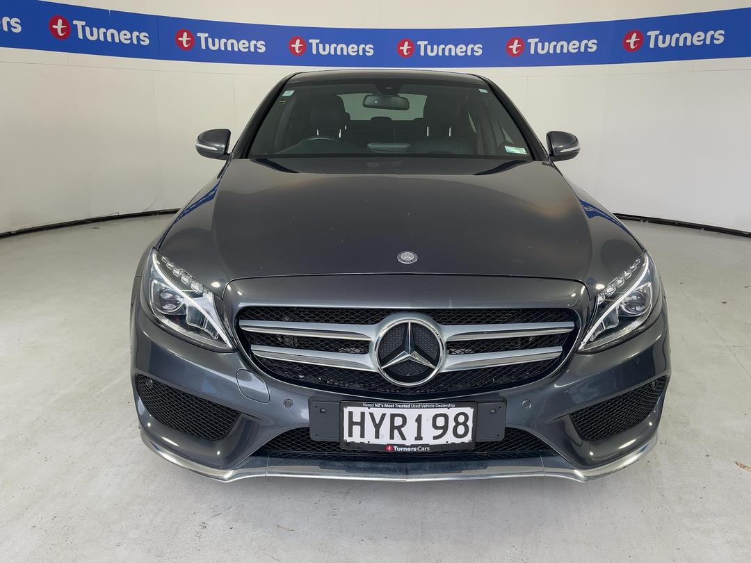 Photo '2' of Mercedes-Benz C-Class