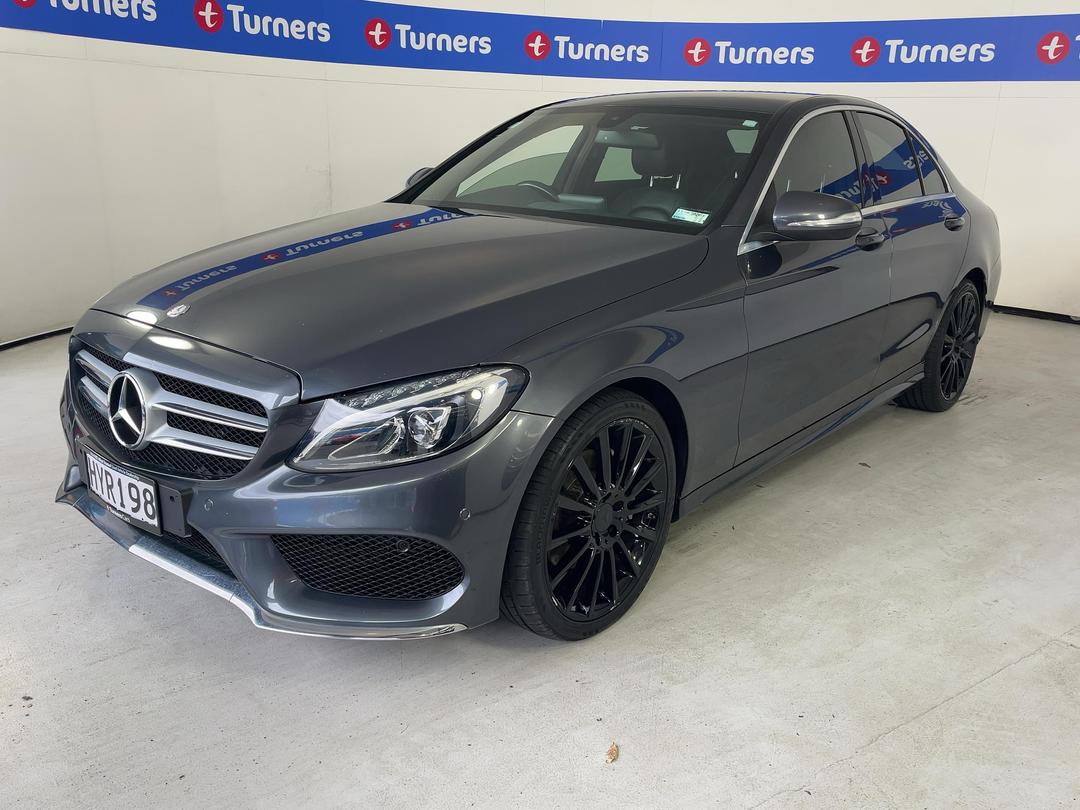 Photo '4' of Mercedes-Benz C-Class