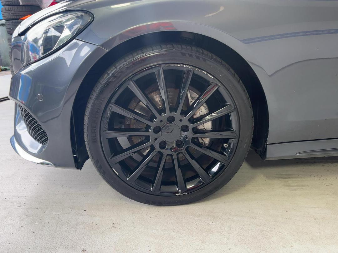 Photo '10' of Mercedes-Benz C-Class