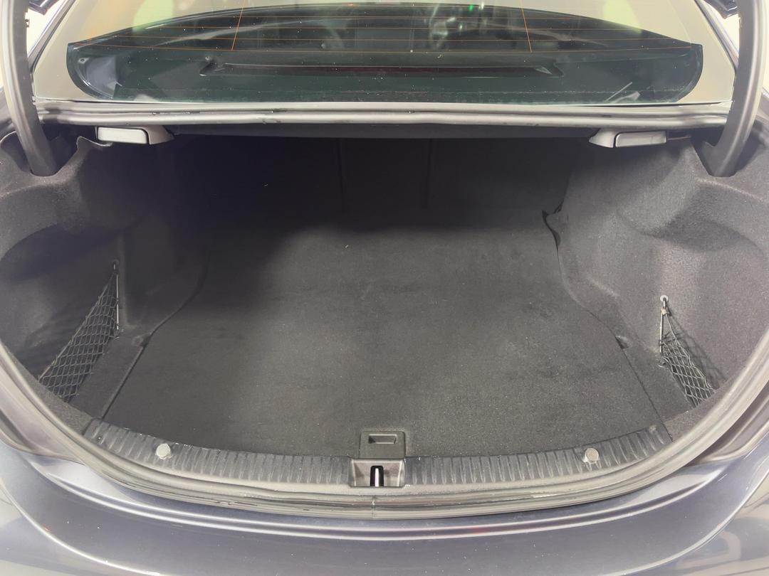 Photo '14' of Mercedes-Benz C-Class